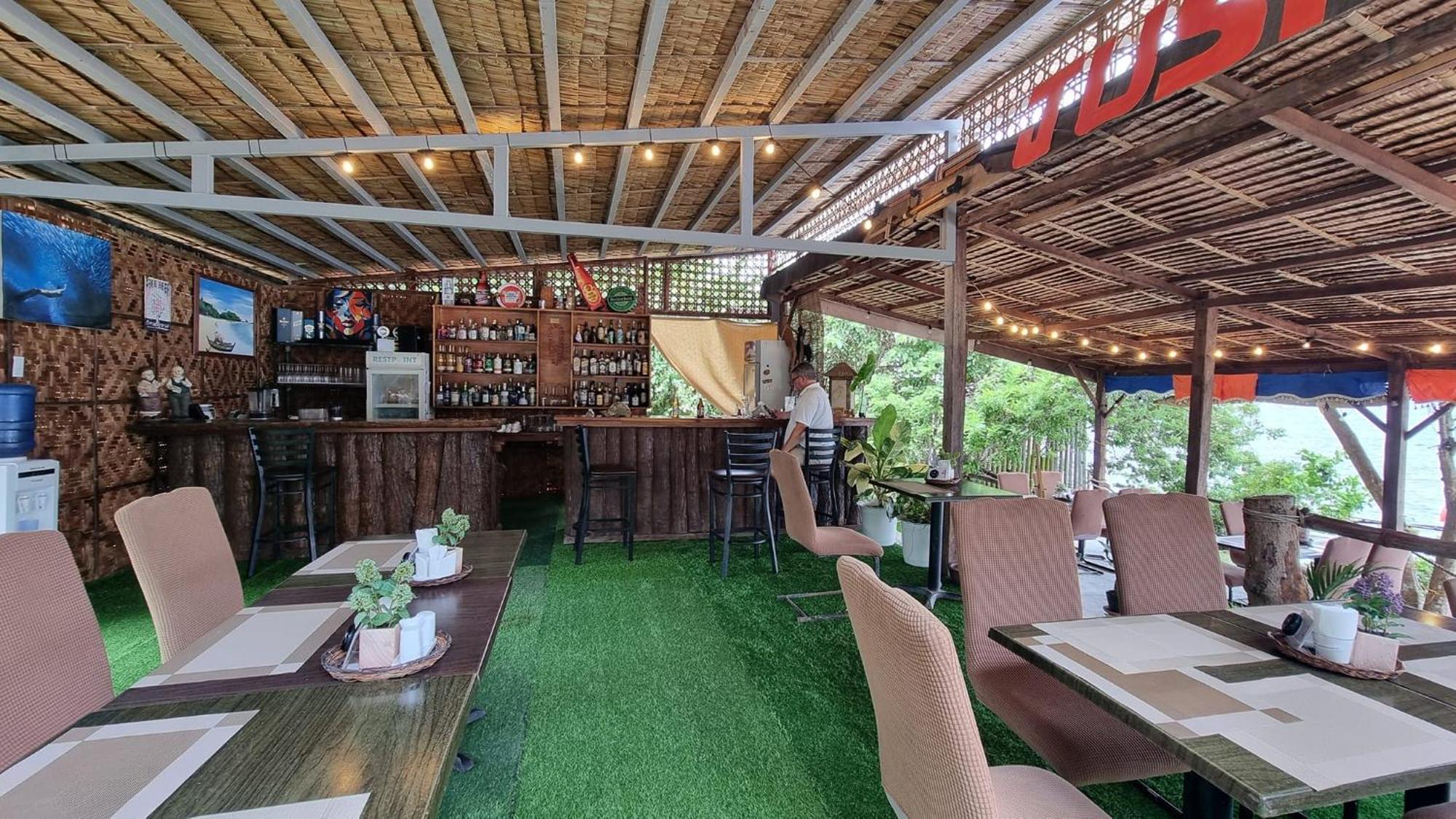 Jush Native And Glamping Hotell Dauis Exteriör bild