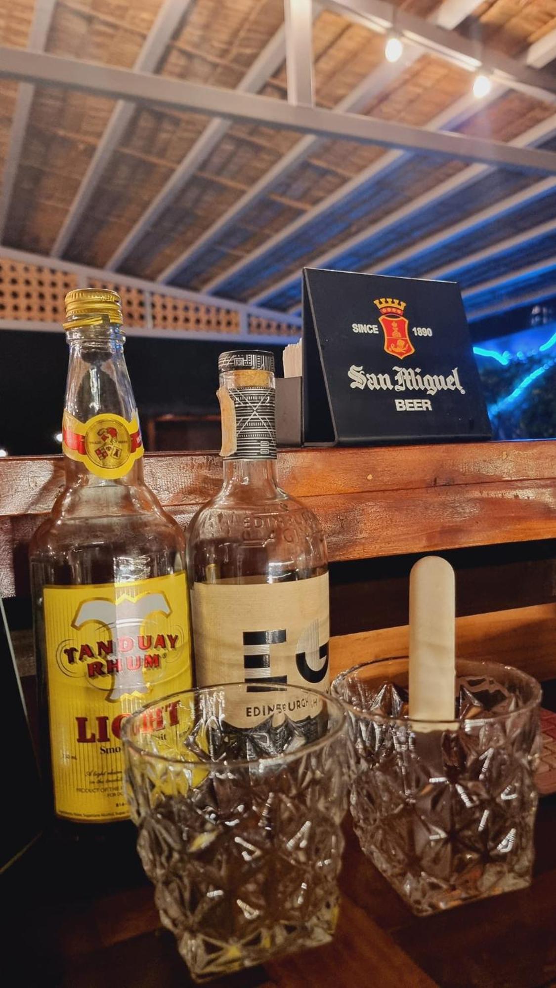 Jush Native And Glamping Hotell Dauis Exteriör bild