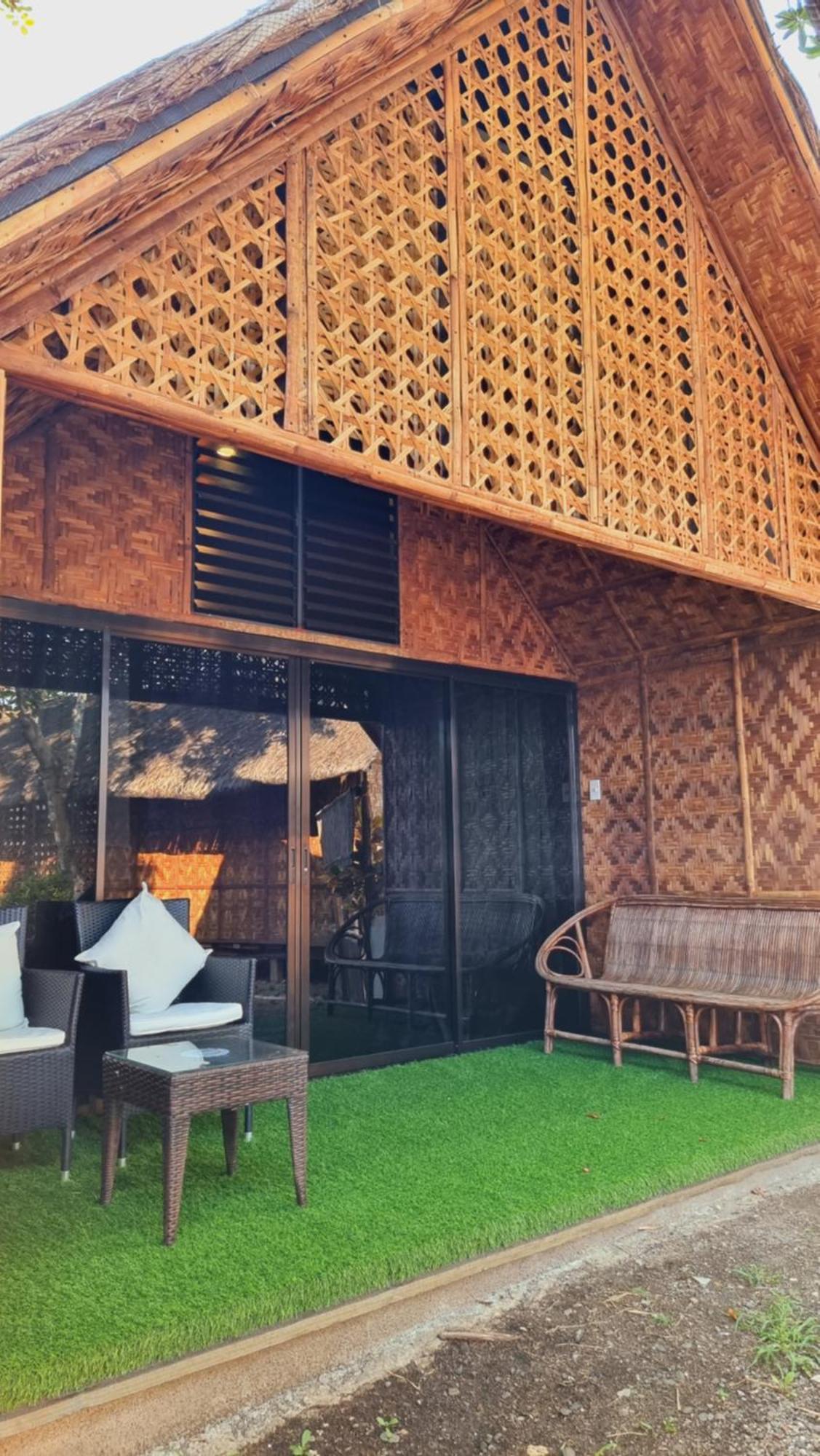 Jush Native And Glamping Hotell Dauis Exteriör bild